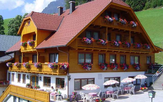 Pension Bartlbauer is situated in a sunny position