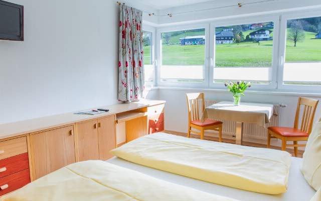 Gemütliche Zimmer, Appartements & Selbstversorgerhaus