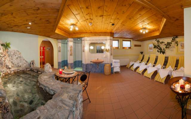 Cosy sauna area at Hotel Dorfer