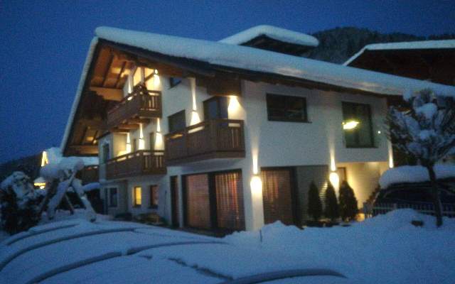 In winter, the location of the house is ideal for sporting activities of all kinds