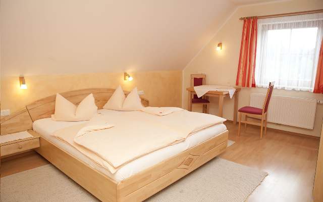 Double room with breakfast or half board