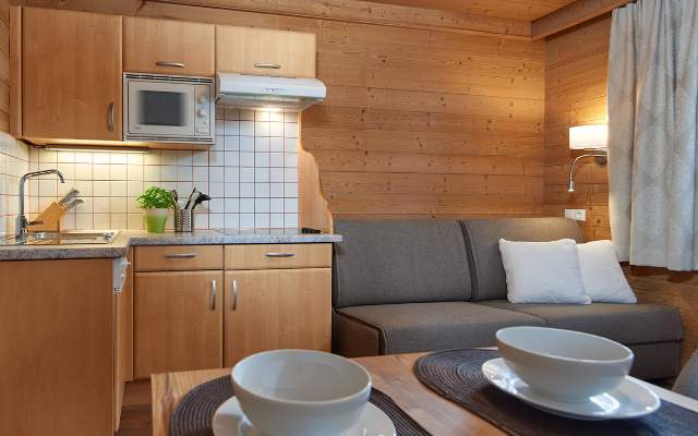 Alle Ferienwohnungen sind mit komplett eingerichteten Küchen und modernen Geräten ausgestattet.