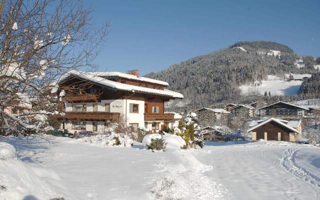 Landhaus Gollegger is an ideal place for families due to its proximity to the ski school