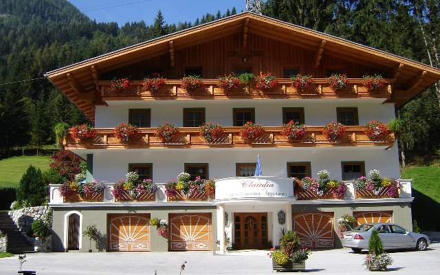 Pension Claudia is an ideal holiday destination in summer and winter