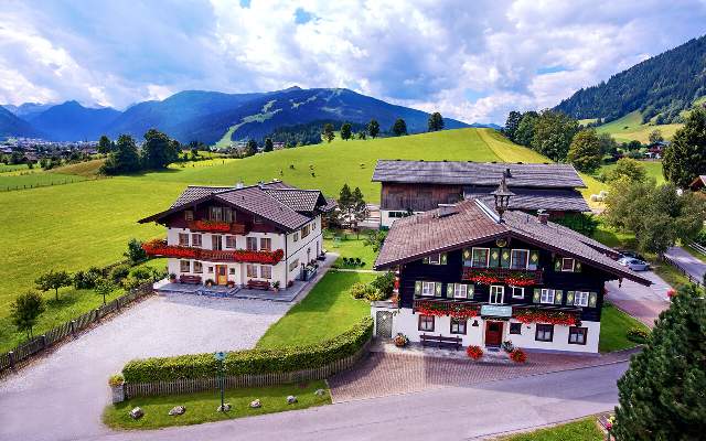 Am Gut wird Rinderwirtschaft betrieben