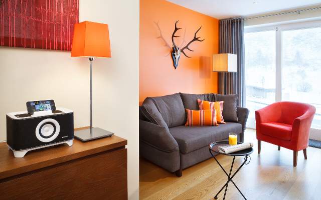 Ein Privat-Shuttle bringt die Gaeste in den Ort